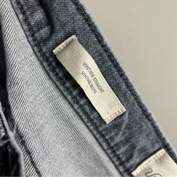 Universal Thread Gray Wash Busted Knee Vintage Straight Jeans - Picture 12 of 16